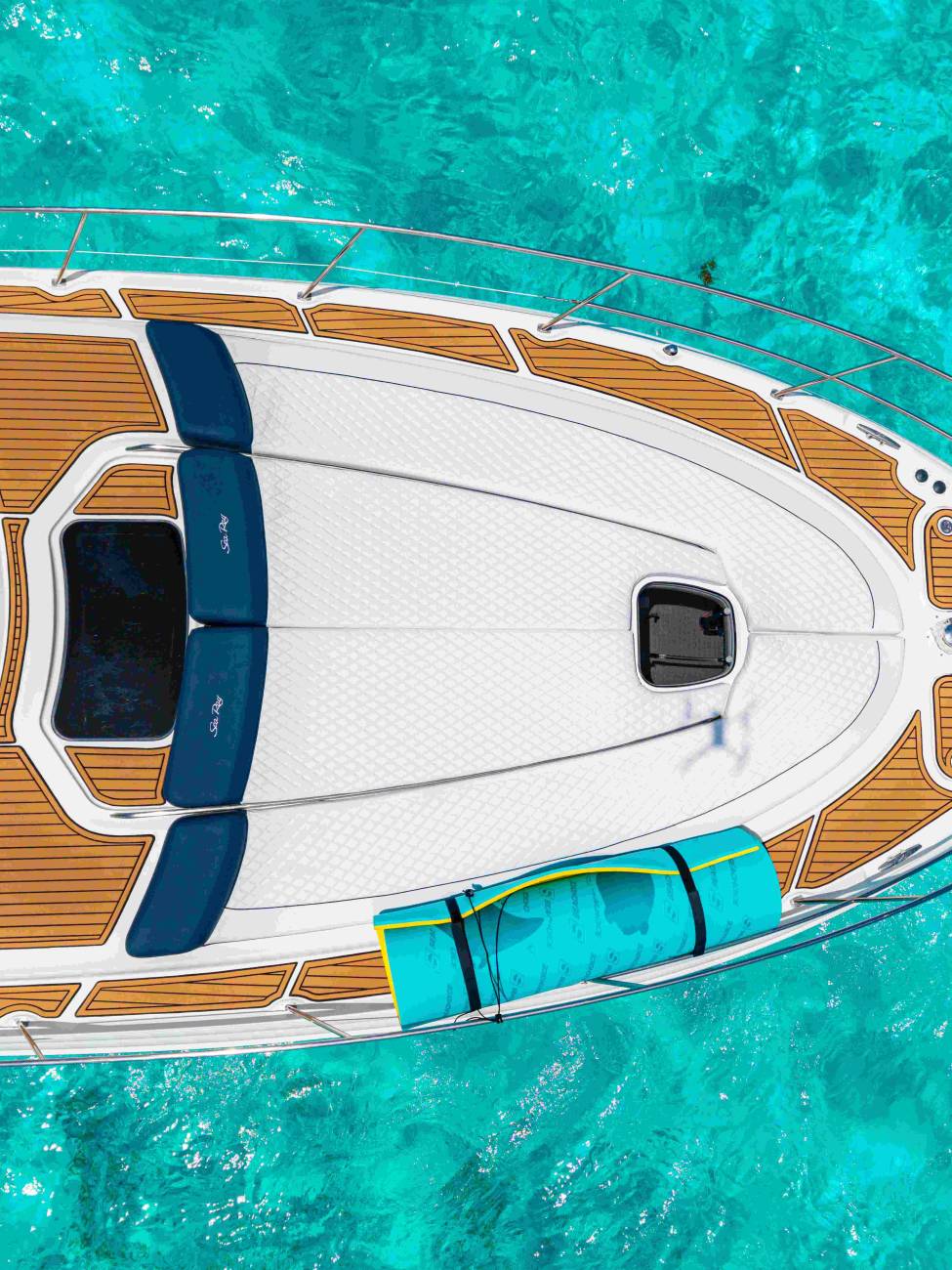 Cubierta del yate Calypso – yate privado en Cancún